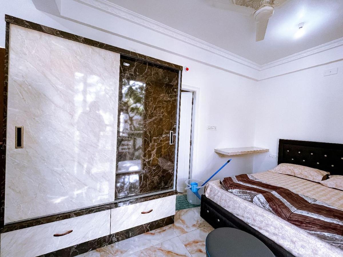 Rvr Abode -Private Rooms Бангалор Экстерьер фото